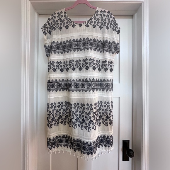 Velvet Brand Ikat pattern shift dress. - Picture 2 of 6